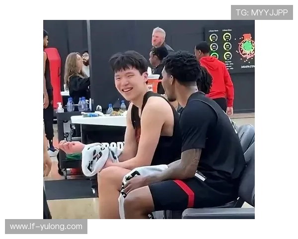 好兄弟同框玩2K 杨瀚森和马卢阿奇会选自己吗 好兄弟同框玩2K 杨瀚森和马卢阿奇会选自己吗