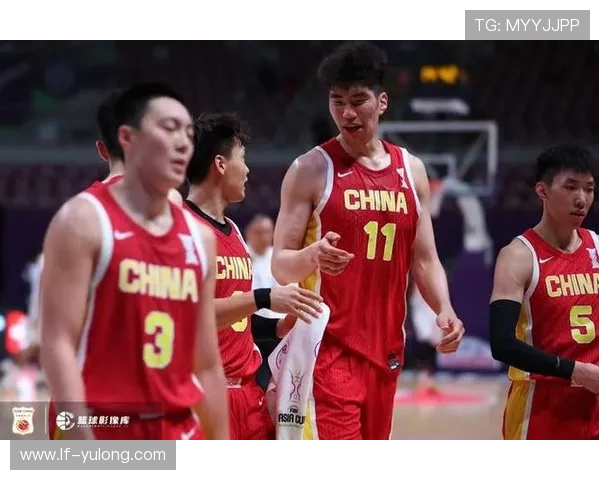 中国男篮历经风雨拼搏崛起之路 从低谷到辉煌的奋斗历程 中国男篮历经风雨拼搏崛起之路 从低谷到辉煌的奋斗历程